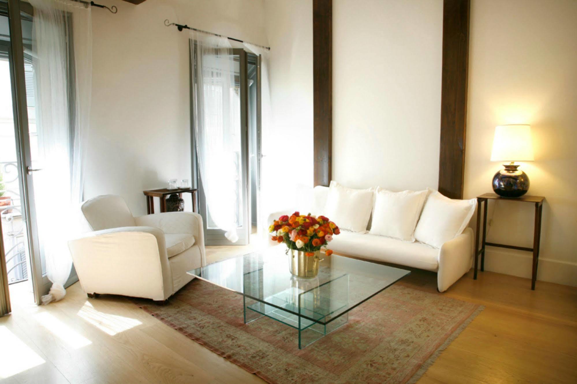 Milano Suites ภายนอก รูปภาพ