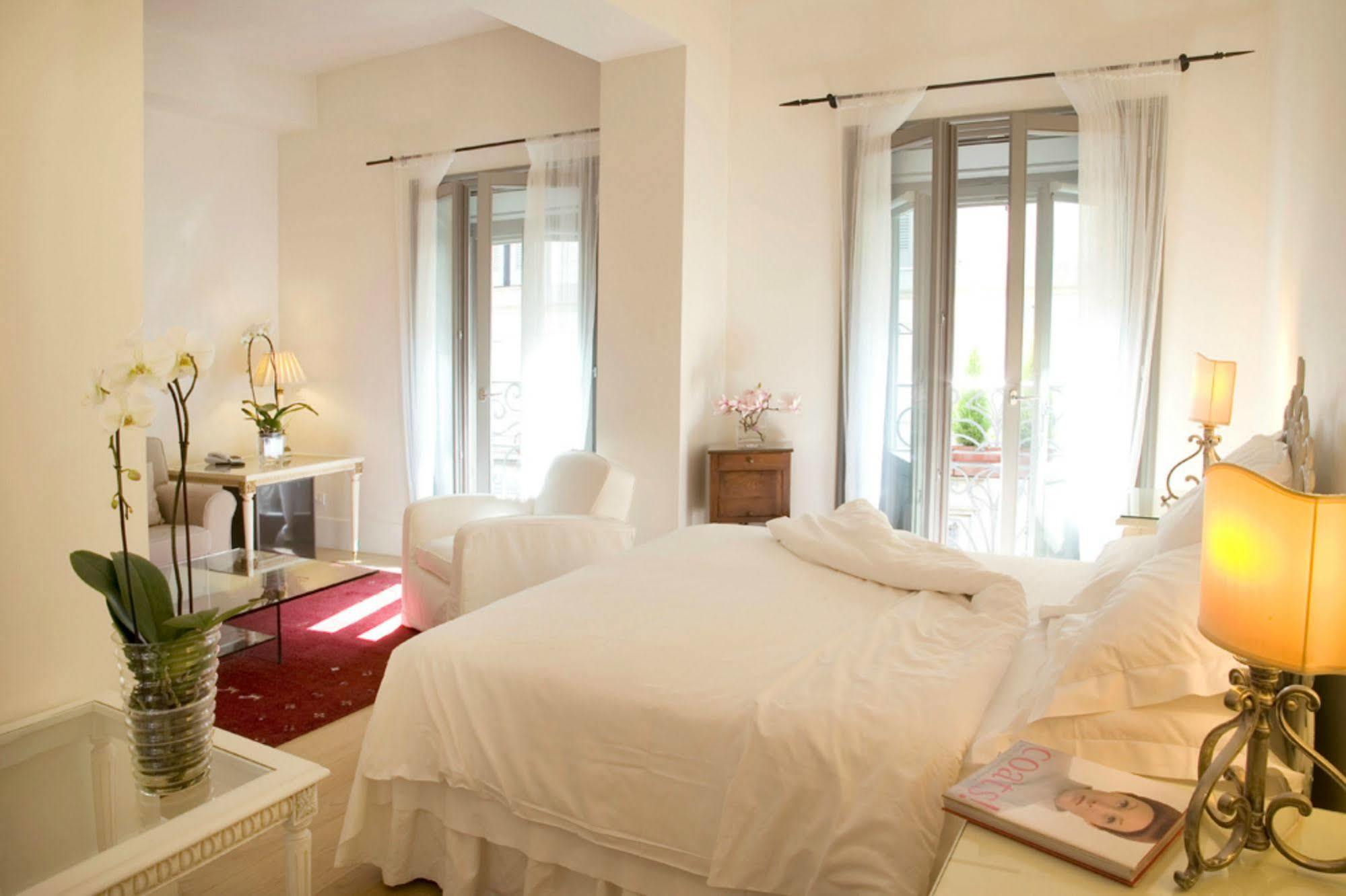 Milano Suites ภายนอก รูปภาพ