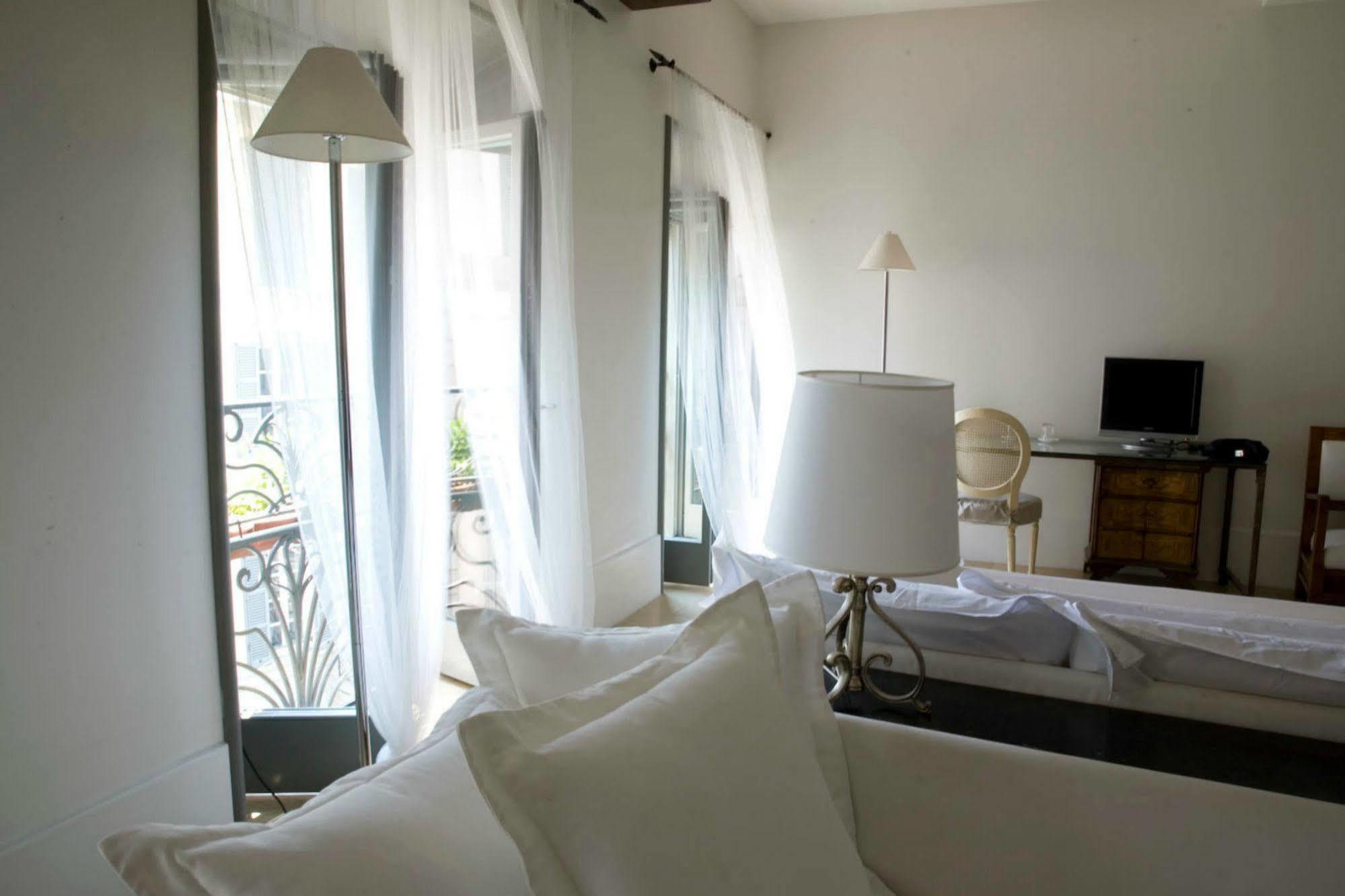 Milano Suites ภายนอก รูปภาพ